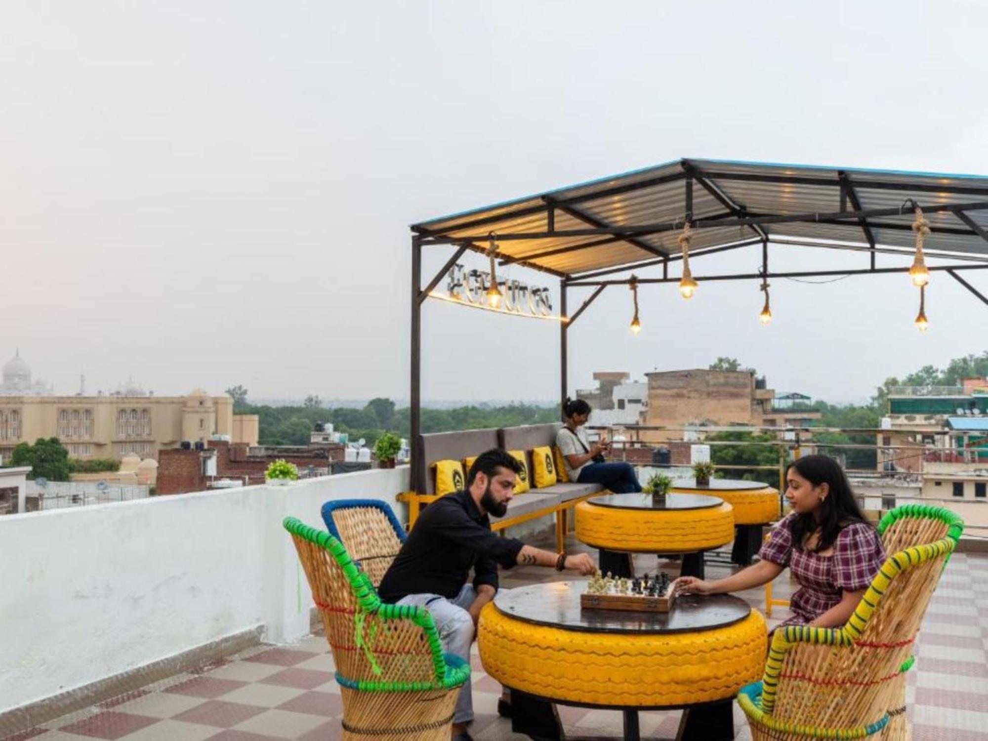 The Hosteller Agra Агра Экстерьер фото